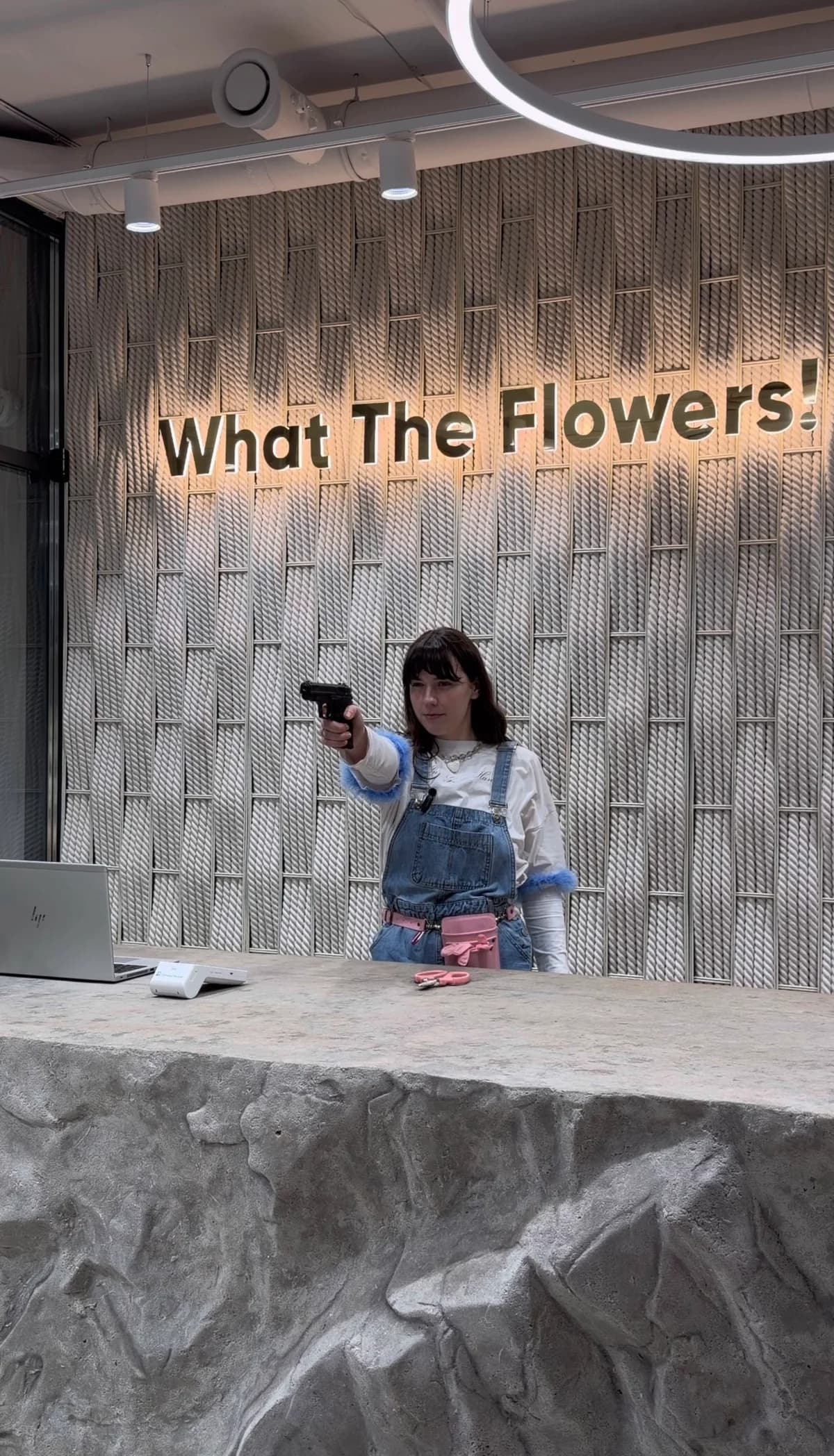 WTF! Flowers behind the scenes