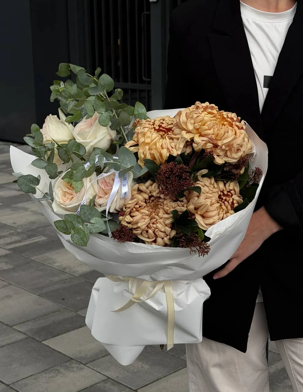 Amber Mum Bloom — designer bouquet by WTF! Dnipro