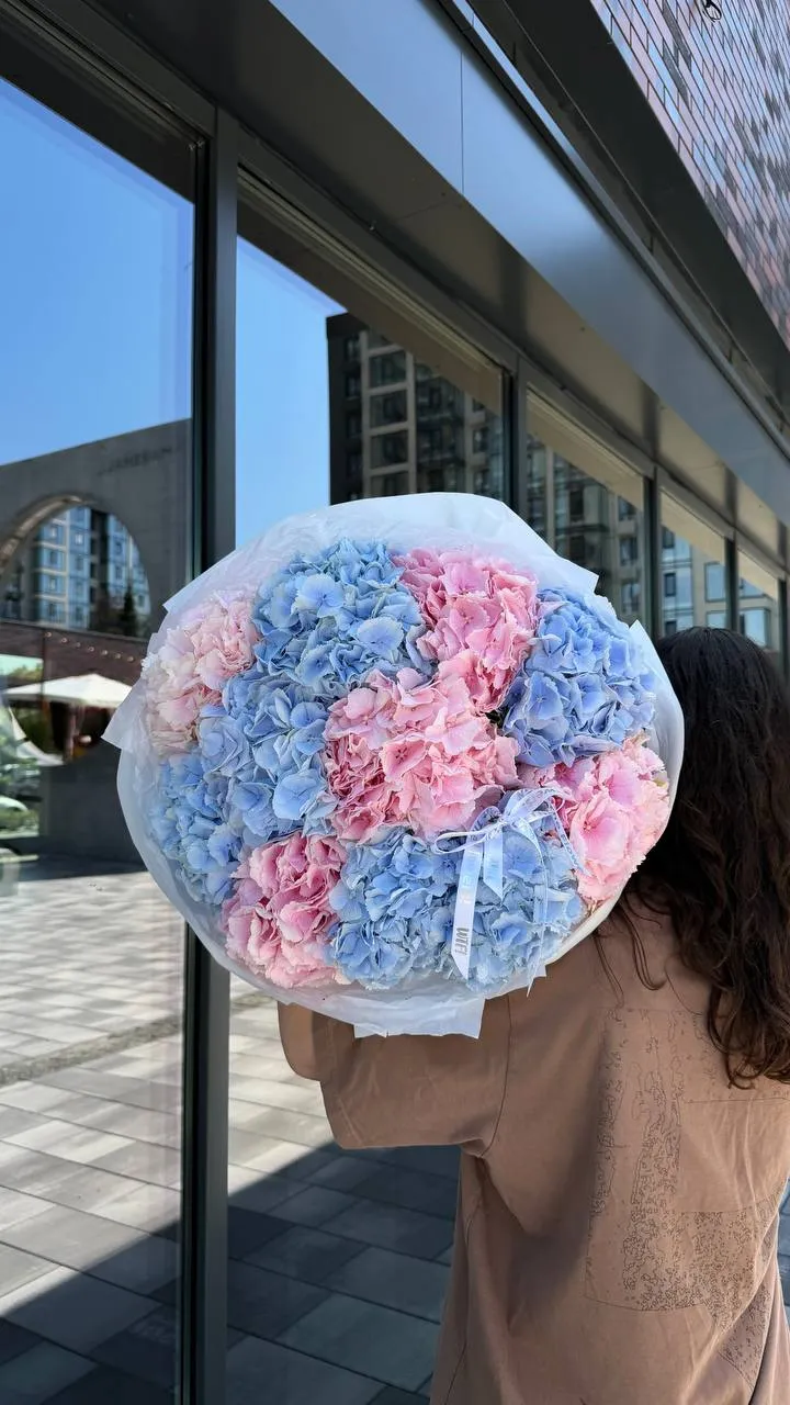 Blue Pink Hydrangea 11 — авторський букет від WTF! Дніпро