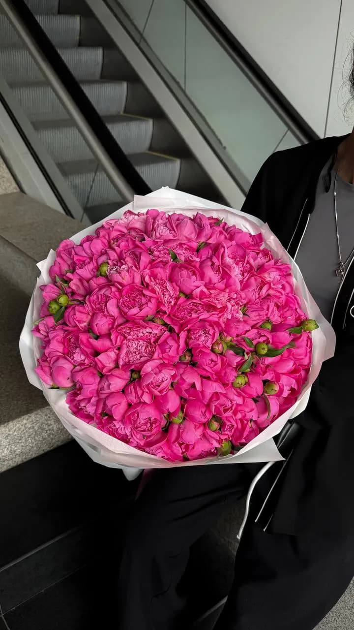 Local Peonies 101 — авторский букет от WTF! Днепр