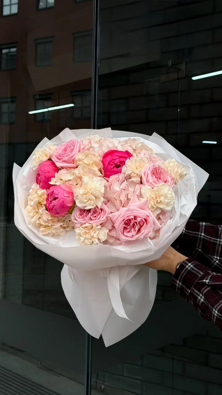 Hydrangea & Peony — авторський букет від WTF! Дніпро