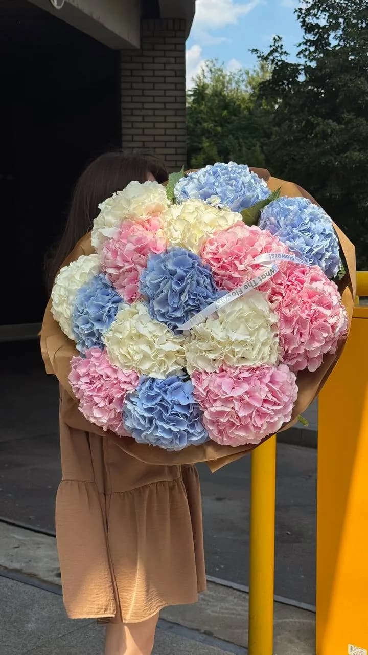 Hydrangea Serenity 15 — авторский букет от WTF! Днепр