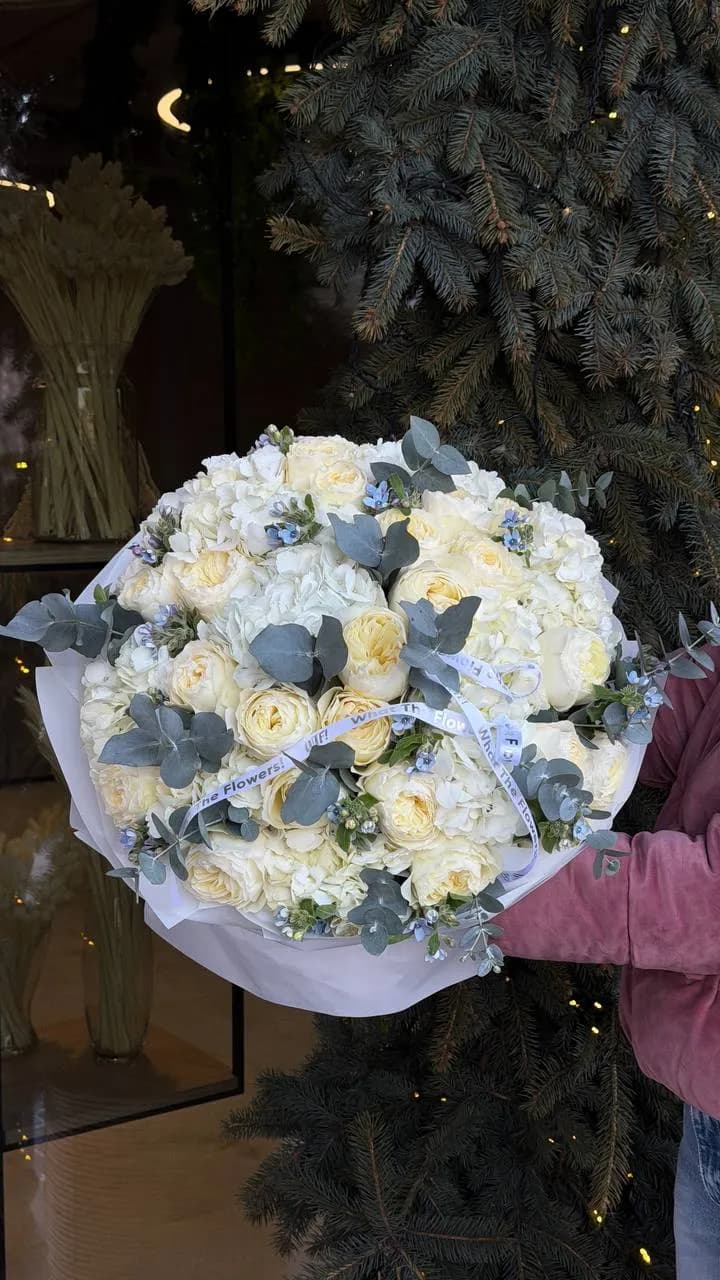 Hydrangea Velvet — авторський букет від WTF! Дніпро