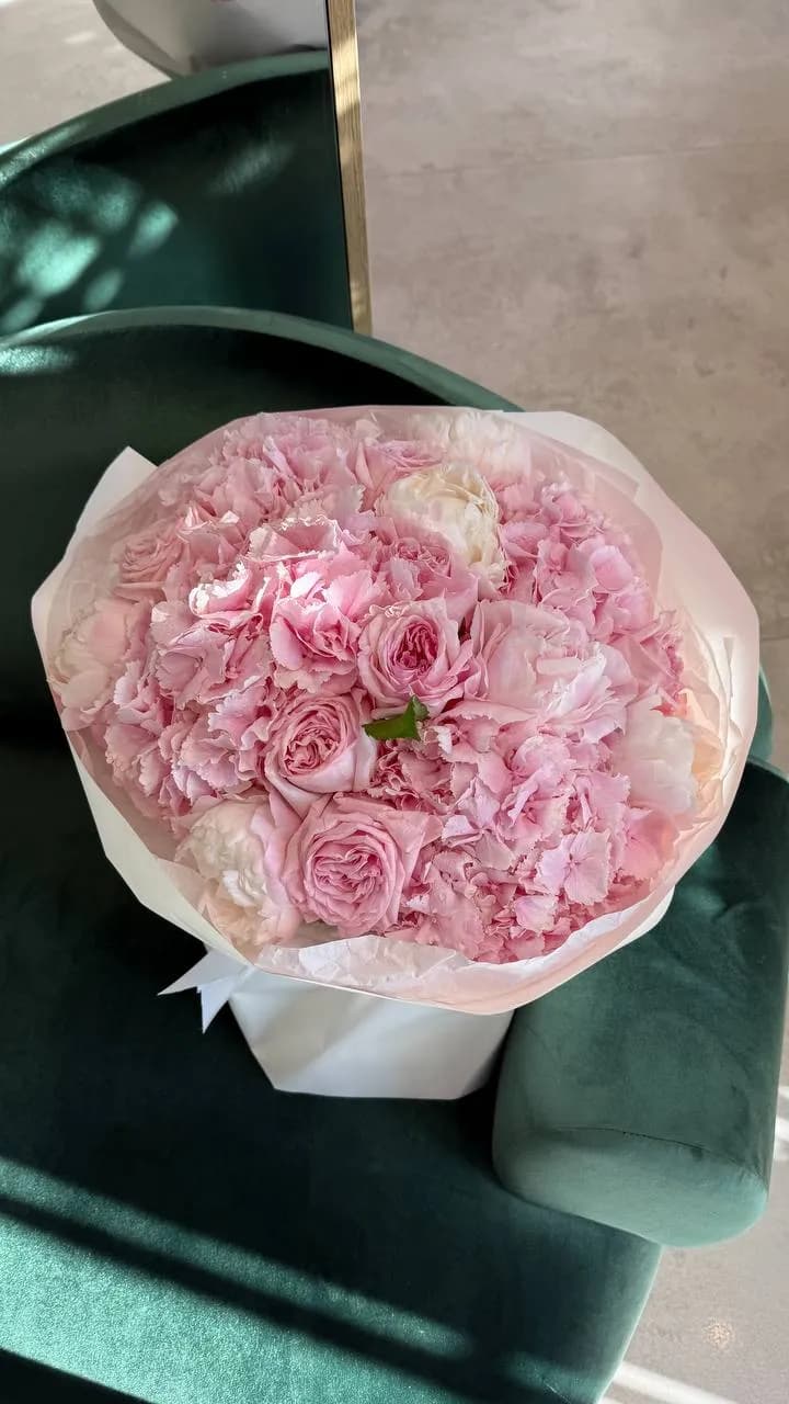 Pink Blossom Trio — авторский букет от WTF! Днепр