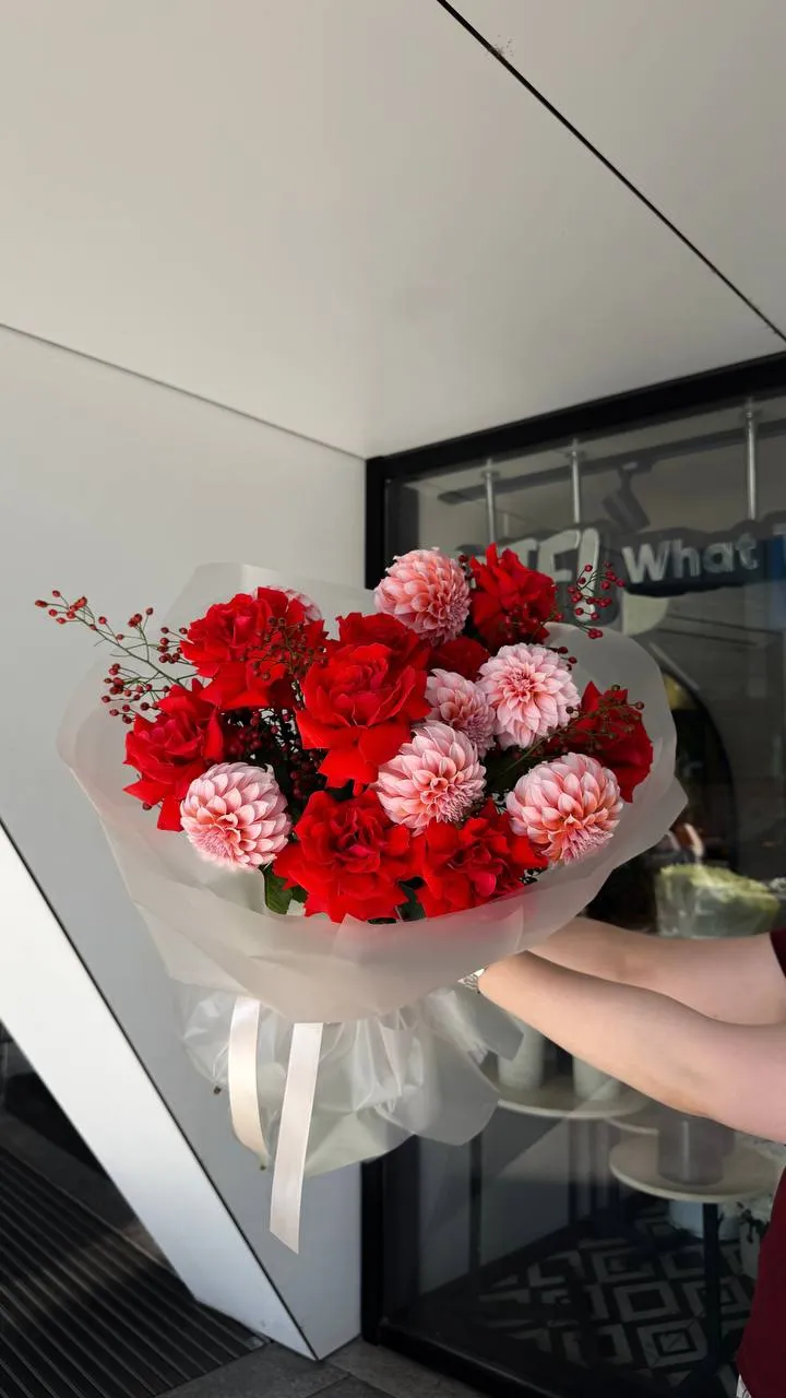 Red Dahlia Flame — designer bouquet by WTF! Dnipro