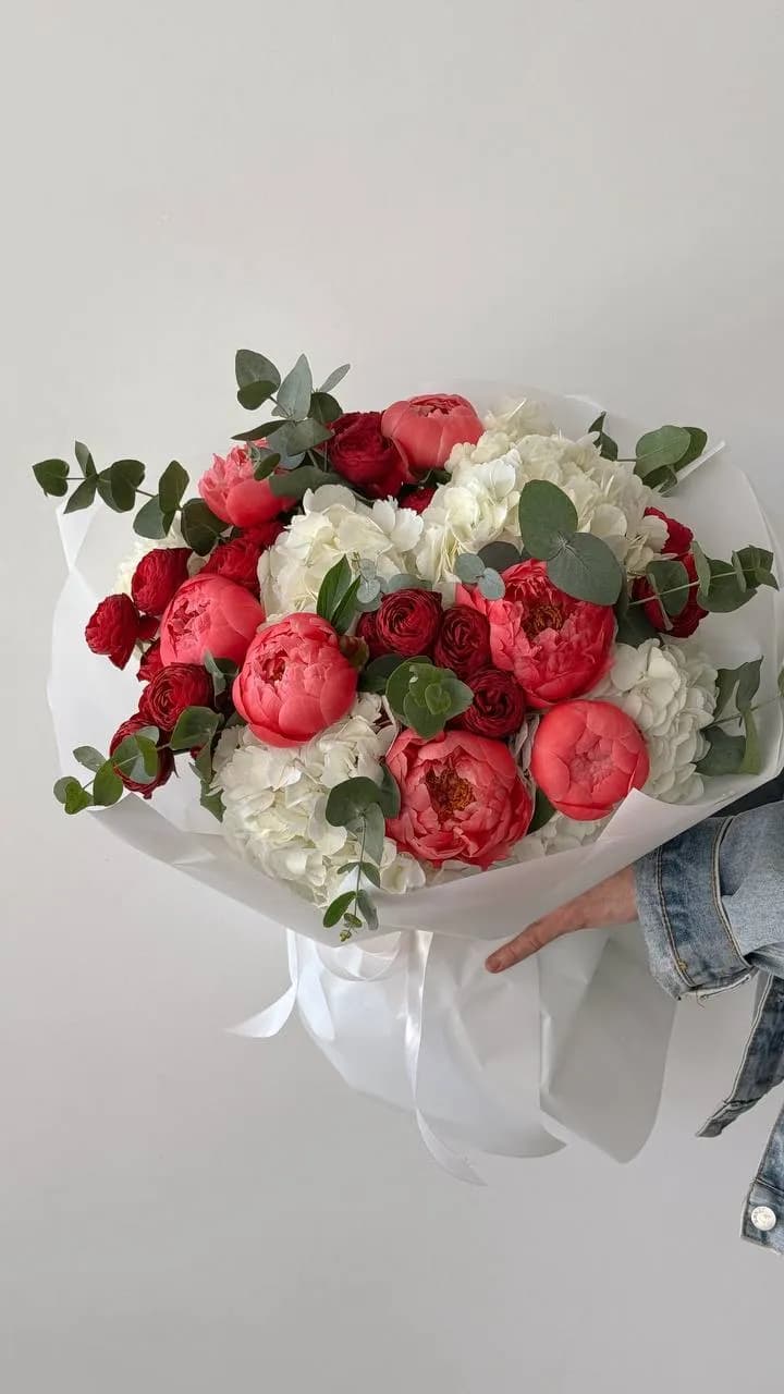 Velvet Garden — designer bouquet by WTF! Dnipro